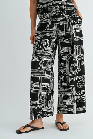 Black & White Geometric Tie-Waist Pant - Annie Jack TX