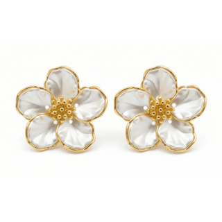 Garden Party Pearl Earring - Annie Jack TX