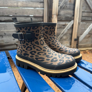 Leopard Lug Sole Ankle Rain Boots