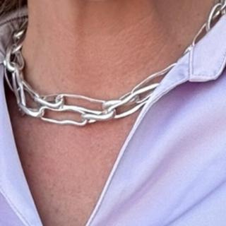 Silver Hammered Link Necklace - Annie Jack TX