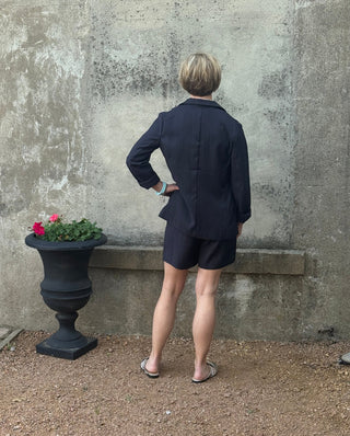 The Essential Black Open Front Tailored Blazer - Annie Jack TX