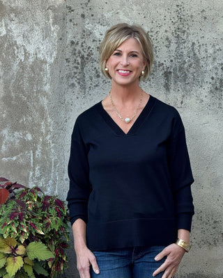 Metric Sweater V Neck - Annie Jack TX