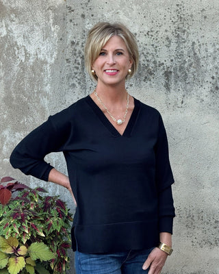 Metric Sweater V Neck - Annie Jack TX