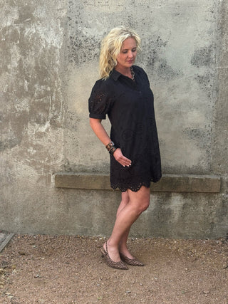 Eyelet Short Sleeve Dress - Annie Jack TX