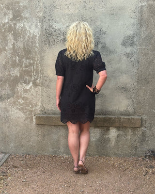 Eyelet Short Sleeve Dress - Annie Jack TX