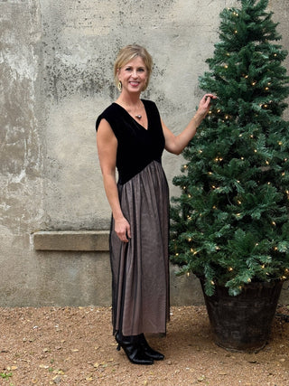 Elegant Black Velvet & Tulle Midi Dress - Annie Jack TX