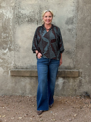 Abstract Fern Scalloped Hem Top