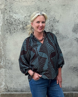 Abstract Fern Scalloped Hem Top