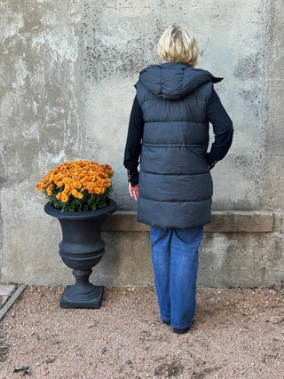 Blashe Long Puffer Vest - Annie Jack TX