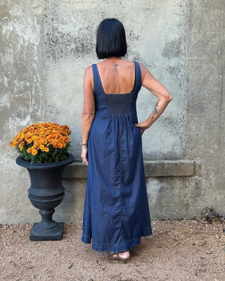 Chambray Pintuck Square Neck Maxi Dress - Annie Jack TX