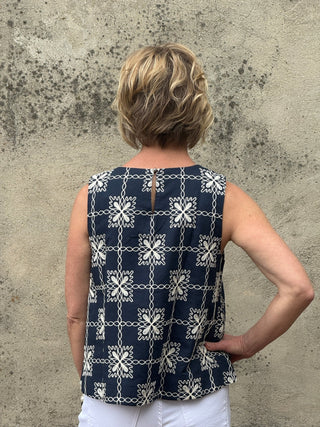 Sleeveless Scoop Neck Top - Annie Jack TX