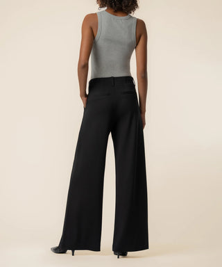 Kut from the Kloth Cheryl high rise black ponte wide leg pant with front pleats styled with a gray tank and black pointed heels
